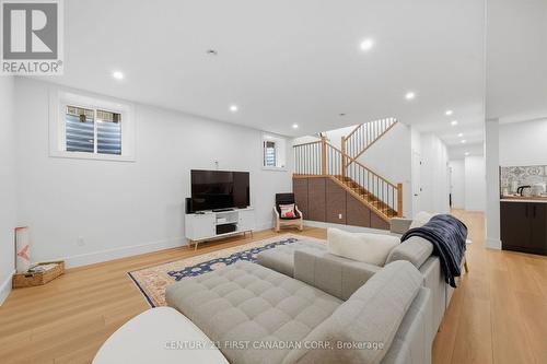 17 Sheldabren Street, North Middlesex (Ailsa Craig), ON 