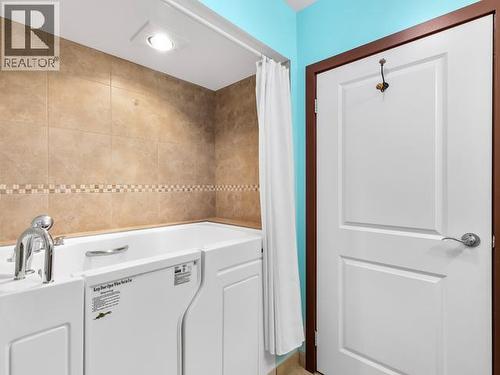 201-6100 6Th Avenue, Whitehorse, YT 