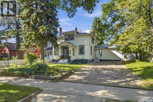 1121 B Avenue N, Saskatoon, SK 