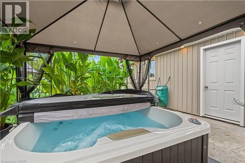 42 Woodman Drive, Brantford, ON 