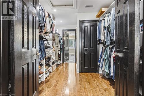 walk through closet to you - 581 Holly Hill Crescent, Burlington, ON 