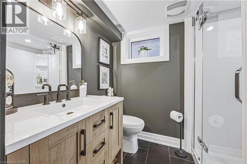 3 piece bathroom featuring walkin shower - 581 Holly Hill Crescent, Burlington, ON 