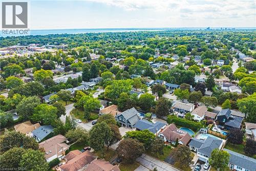 581 Holly Hill Crescent, Burlington, ON 