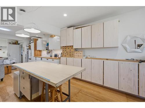 5147 Lakeshore Road, Kelowna, BC 