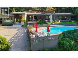 5147 Lakeshore Road Kelowna, BC V1W 4J1