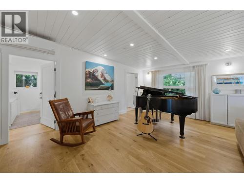 5147 Lakeshore Road, Kelowna, BC 