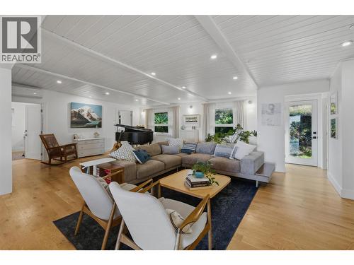 5147 Lakeshore Road, Kelowna, BC 