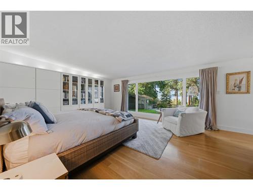 Primary bedroom - 5147 Lakeshore Road, Kelowna, BC 