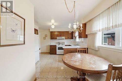 35 Norfield Crescent, Toronto, ON 