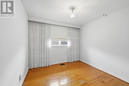 35 Norfield Crescent, Toronto, ON 