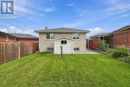 35 Norfield Crescent, Toronto, ON 