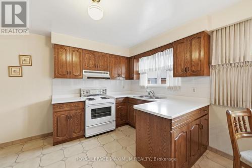35 Norfield Crescent, Toronto, ON 