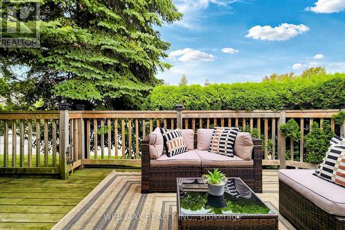 2 Wood Duck Island Way, Markham, ON 