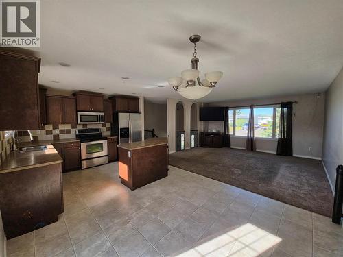 1905 108 Avenue, Dawson Creek, BC 