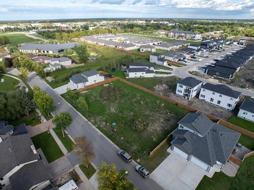 362 - 372 Purvis Blvd, Selkirk, MB 