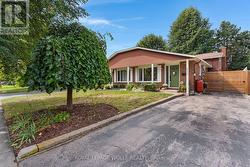 B - 477 KINGSCOURT DRIVE Waterloo, ON N2K 2X9