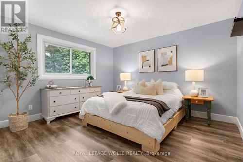 B - 477 Kingscourt Drive, Waterloo, ON 