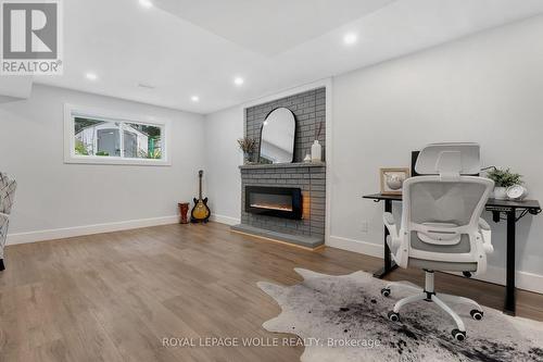 B - 477 Kingscourt Drive, Waterloo, ON 