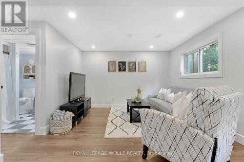 B - 477 Kingscourt Drive, Waterloo, ON 
