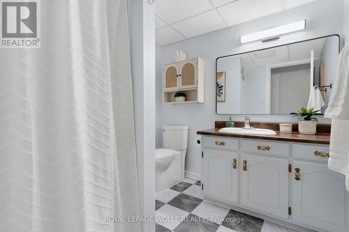 B - 477 Kingscourt Drive, Waterloo, ON 