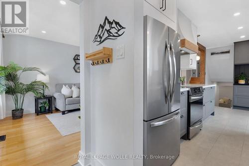 B - 477 Kingscourt Drive, Waterloo, ON 