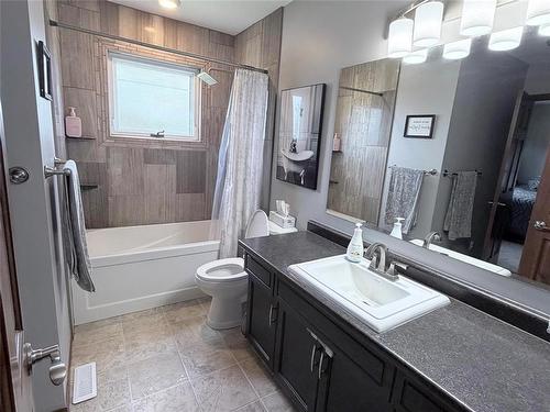 210 Wells Street, Killarney, MB 