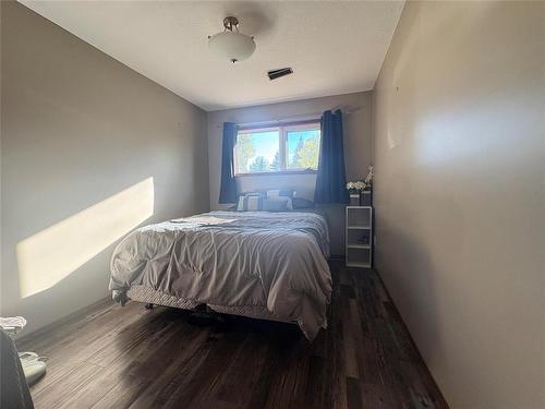 210 Wells Street, Killarney, MB 