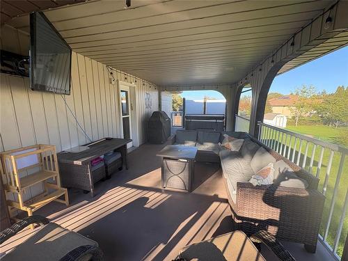 210 Wells Street, Killarney, MB 