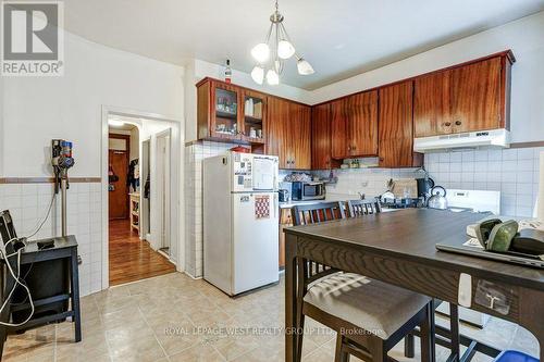 Main level - 28 Concord Avenue, Toronto, ON 