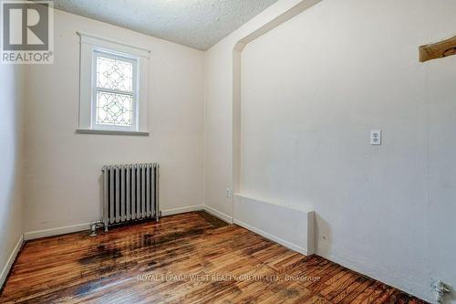 2nd floor - 28 Concord Avenue, Toronto, ON 