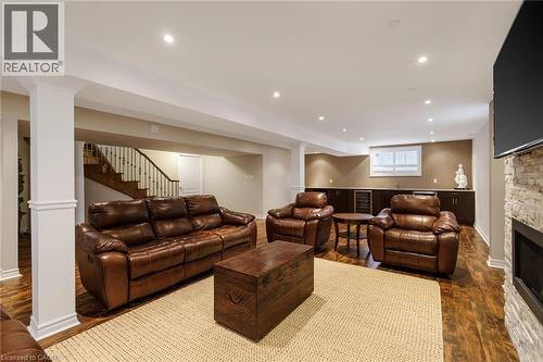 2424 Tesla Crescent, Oakville, ON 