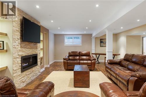 2424 Tesla Crescent, Oakville, ON 