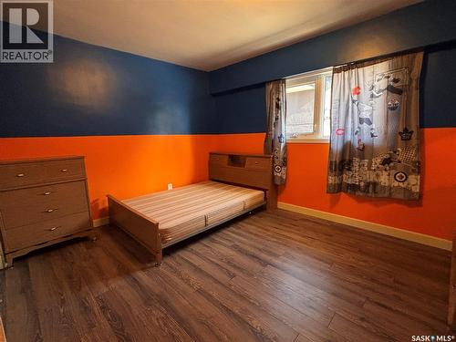 418 4Th Avenue W, Kindersley, SK 