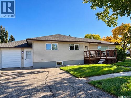 418 4Th Avenue W, Kindersley, SK 