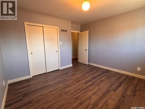 418 4Th Avenue W, Kindersley, SK 