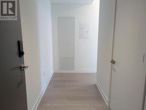 6602 - 448 BURNHAMTHORPE ROAD , Mississauga, Ontario L5B 0R4 3
