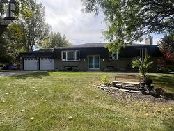 15 BOOTH STREET E  Mapleton, ON N0G 2K0