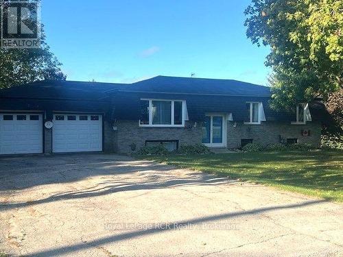 15 Booth Street E, Mapleton, ON 
