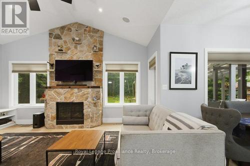 52 Oak Ridge Drive, Quinte West (Sidney Ward), ON 