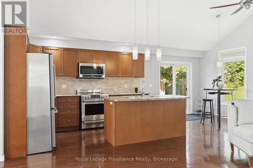 82 Parcells Crescent, Peterborough (Otonabee Ward 1), ON 