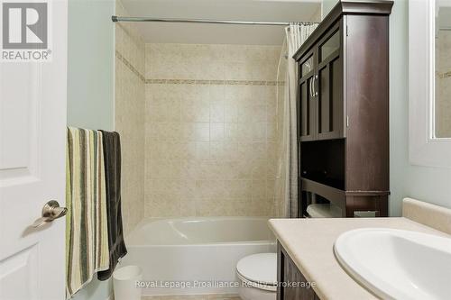 82 Parcells Crescent, Peterborough (Otonabee Ward 1), ON 
