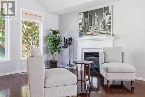 82 Parcells Crescent, Peterborough (Otonabee Ward 1), ON 