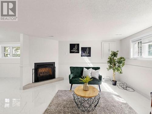 125 White Oaks Avenue, Quinte West, ON 