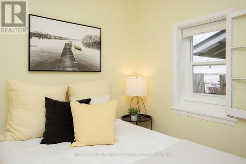 14 Oriole Road, Kawartha Lakes (Fenelon Falls), ON 