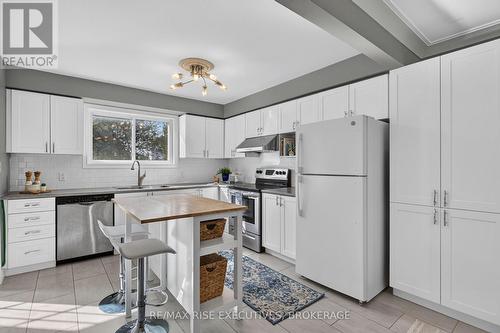 947 Prestwick Crescent, Kingston (East Gardiners Rd), ON 