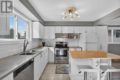 947 Prestwick Crescent, Kingston (East Gardiners Rd), ON 