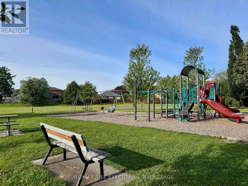 947 Prestwick Crescent, Kingston (East Gardiners Rd), ON 
