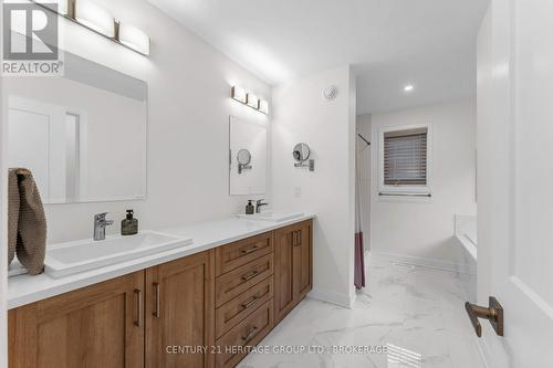 1625 Boardwalk Drive, Kingston (City Northwest), ON 