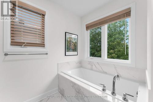1625 Boardwalk Drive, Kingston (City Northwest), ON 