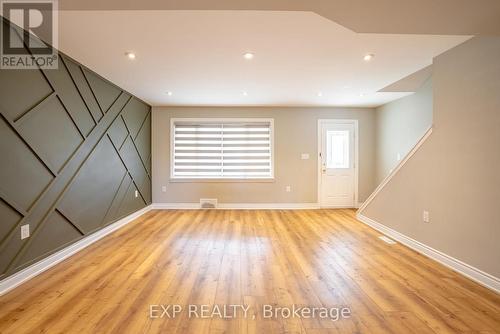 UPPER - 293 MCALPINE AVENUE S , Welland (Lincoln/Crowland), Ontario L3B 1V1 5